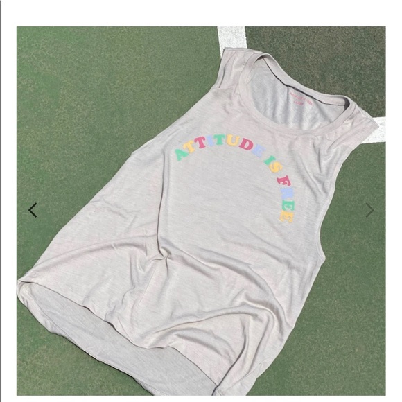 W Attitude is Free Arch Tank - Picture 2 of 3